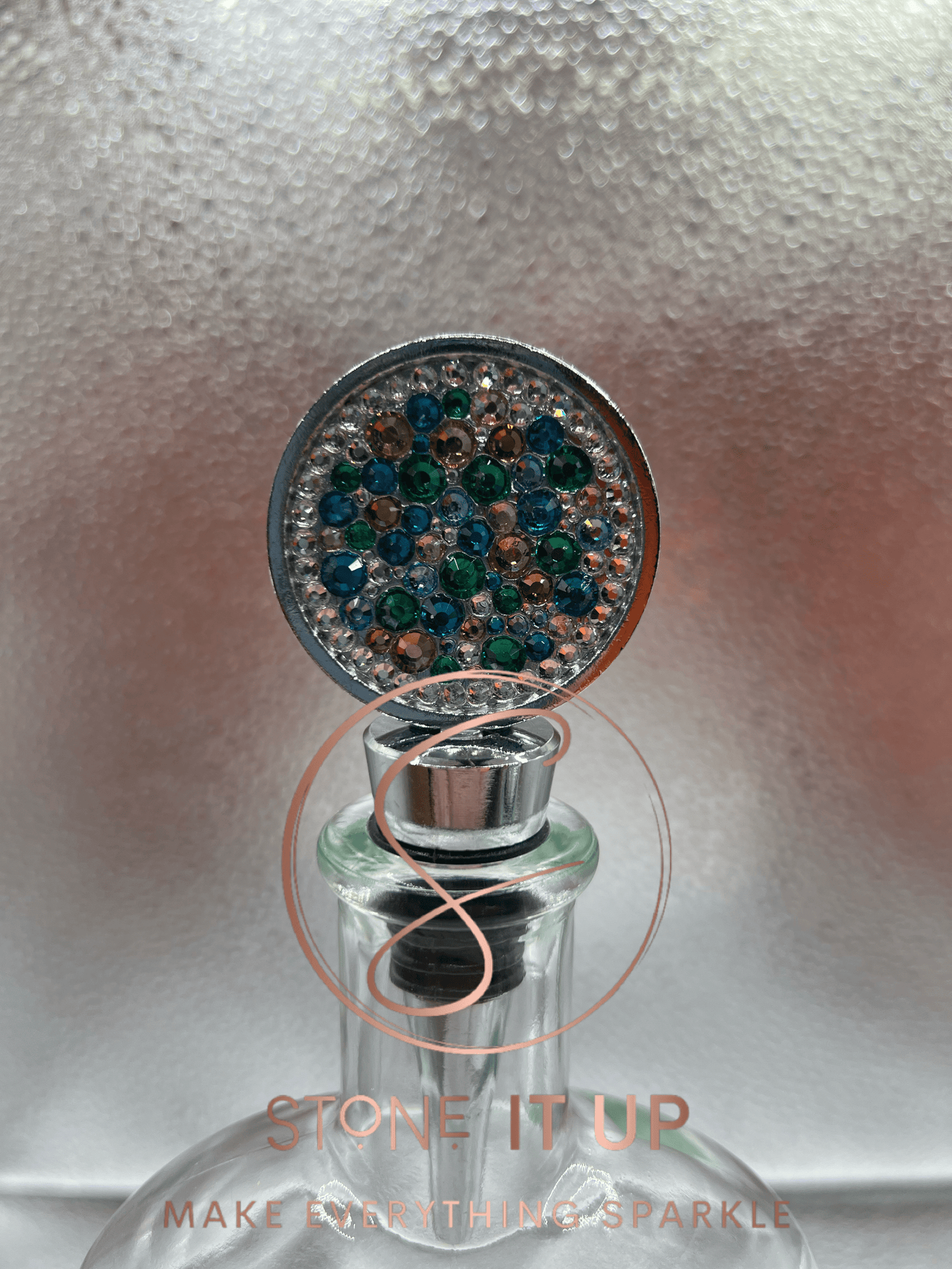 Blinged out Outdoorsy Ophelia Round Wine Bottle Stopper